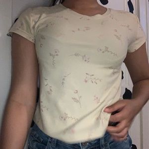 Light yellow flower top